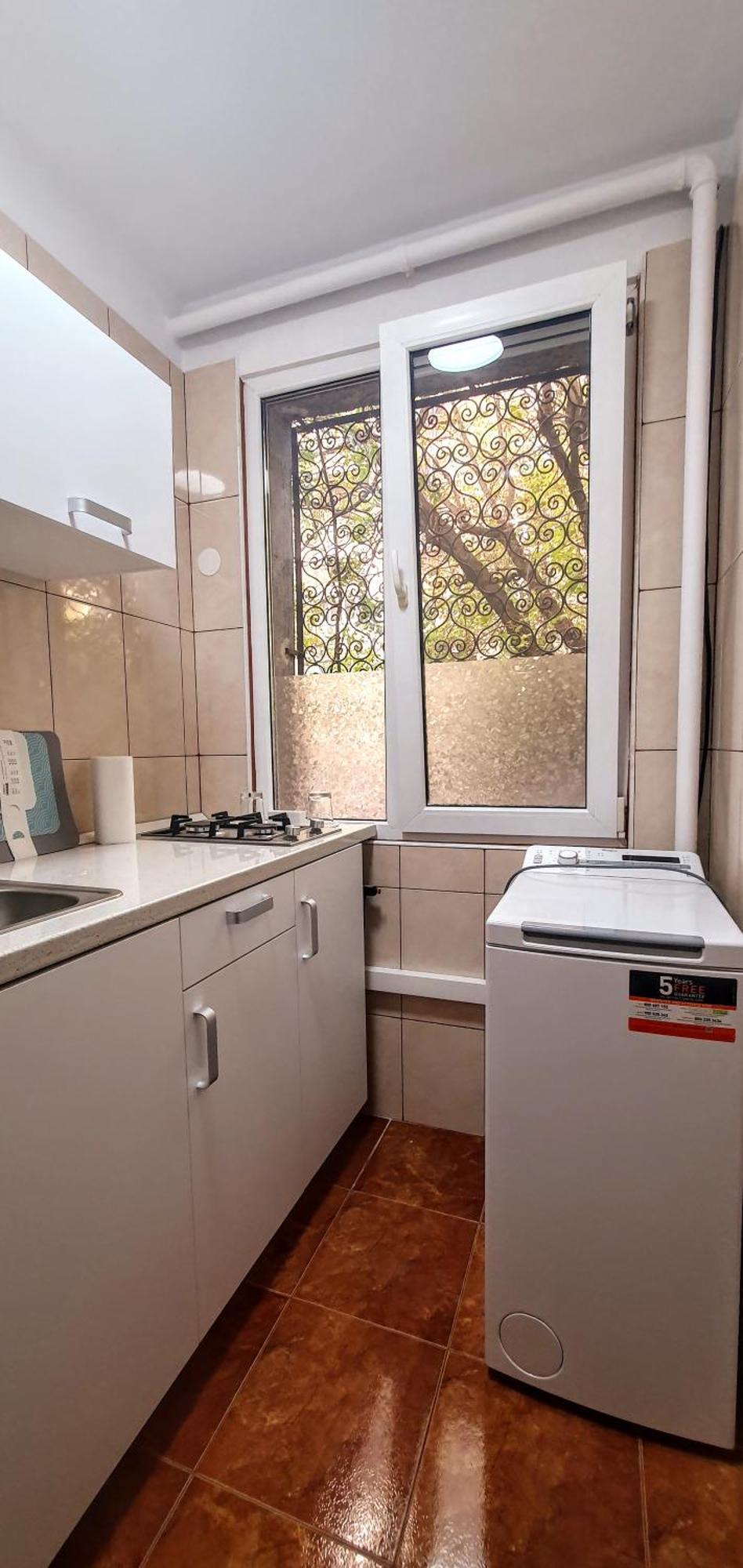 The Yellow King - Luxurious Apartment Bucharest Luaran gambar